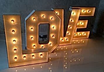 Светодиодные объемные буквы «LOVE»