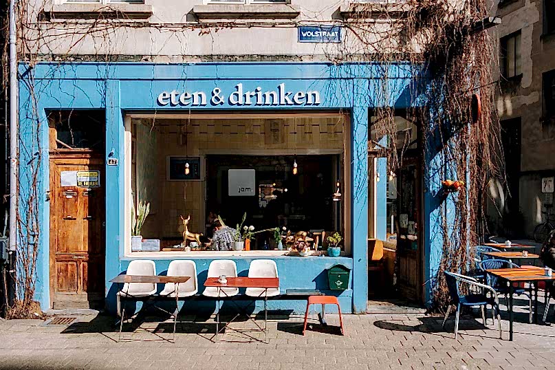 Оформление и дизайн фасада магазина