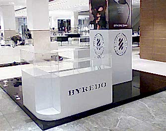 Стойка для продажи ароматов BYREDO