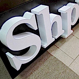  Объемные буквы из композита 